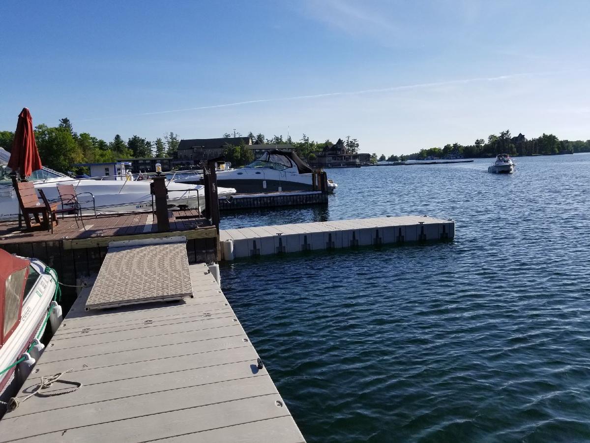 Hills Motor Court & Marina Motel Alexandria Bay Dış mekan fotoğraf