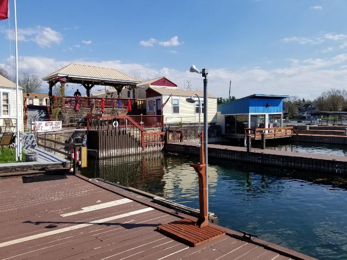 Hills Motor Court & Marina Motel Alexandria Bay Dış mekan fotoğraf