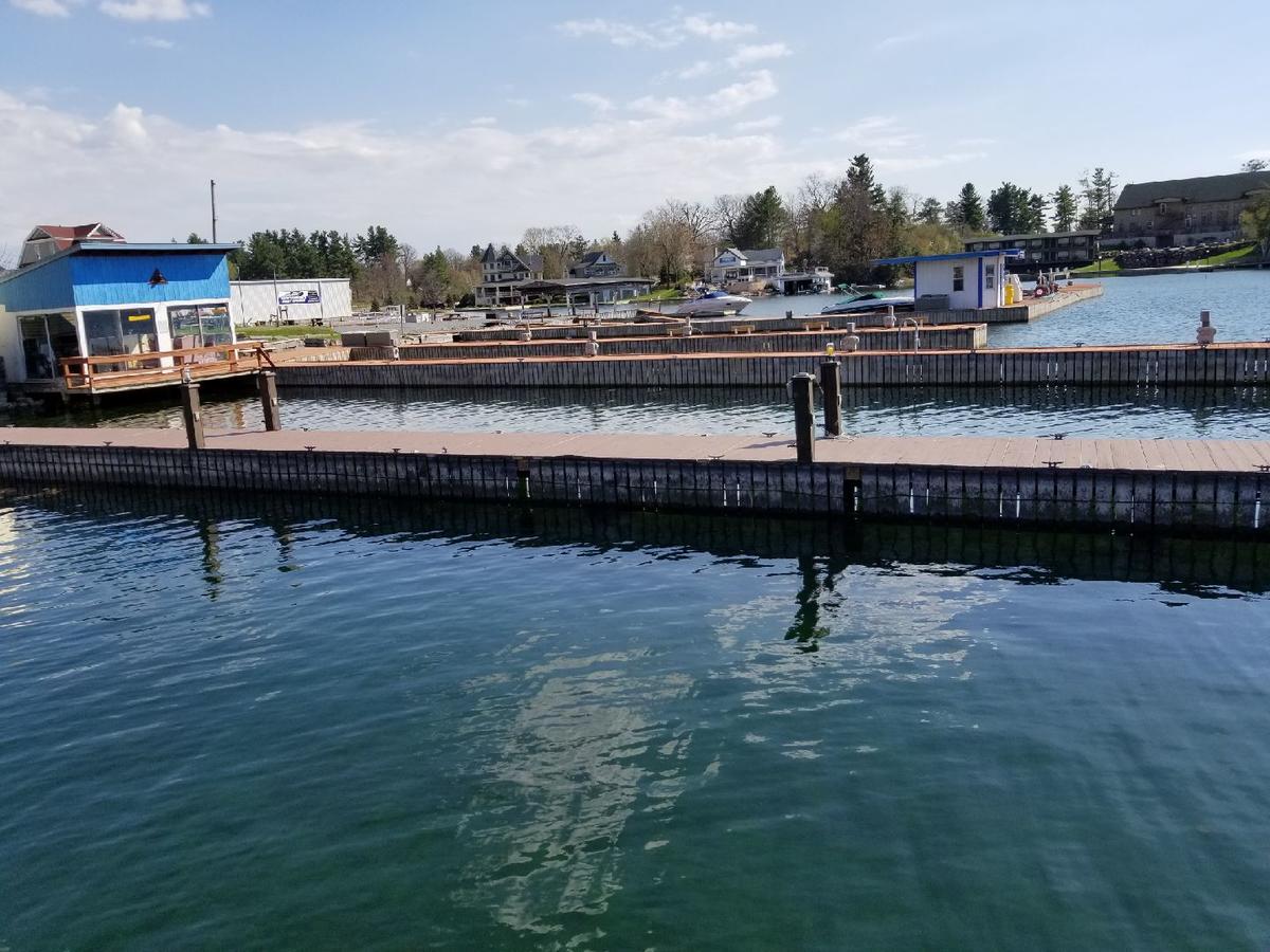 Hills Motor Court & Marina Motel Alexandria Bay Dış mekan fotoğraf