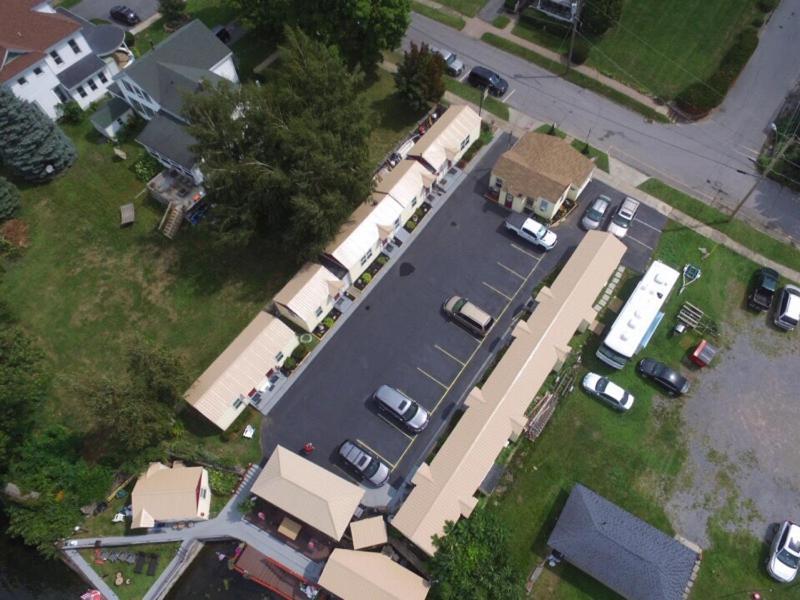 Hills Motor Court & Marina Motel Alexandria Bay Dış mekan fotoğraf